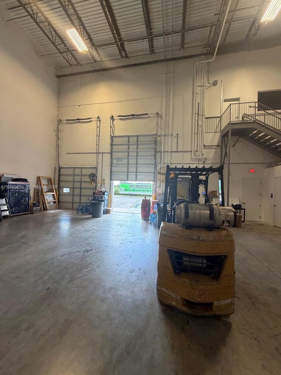   /   sq. ft. $ 2026-01-07 0 foto