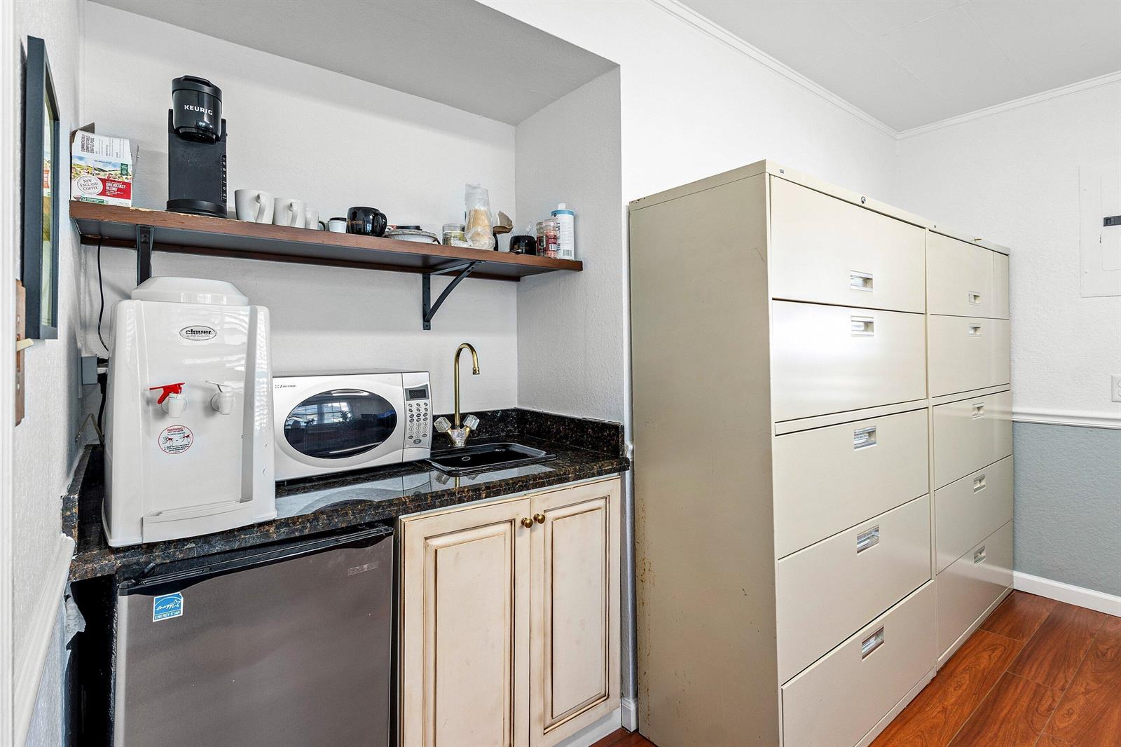 See details / 2 sq. ft. $ 2026-05-14 0 Photo