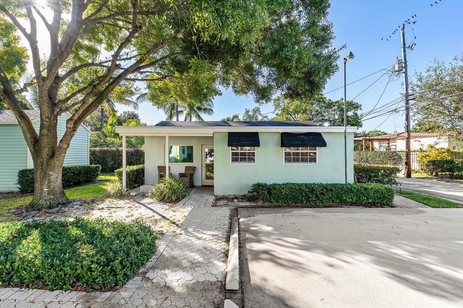 See details / 2 sq. ft. $ 2026-05-14 0 Photo