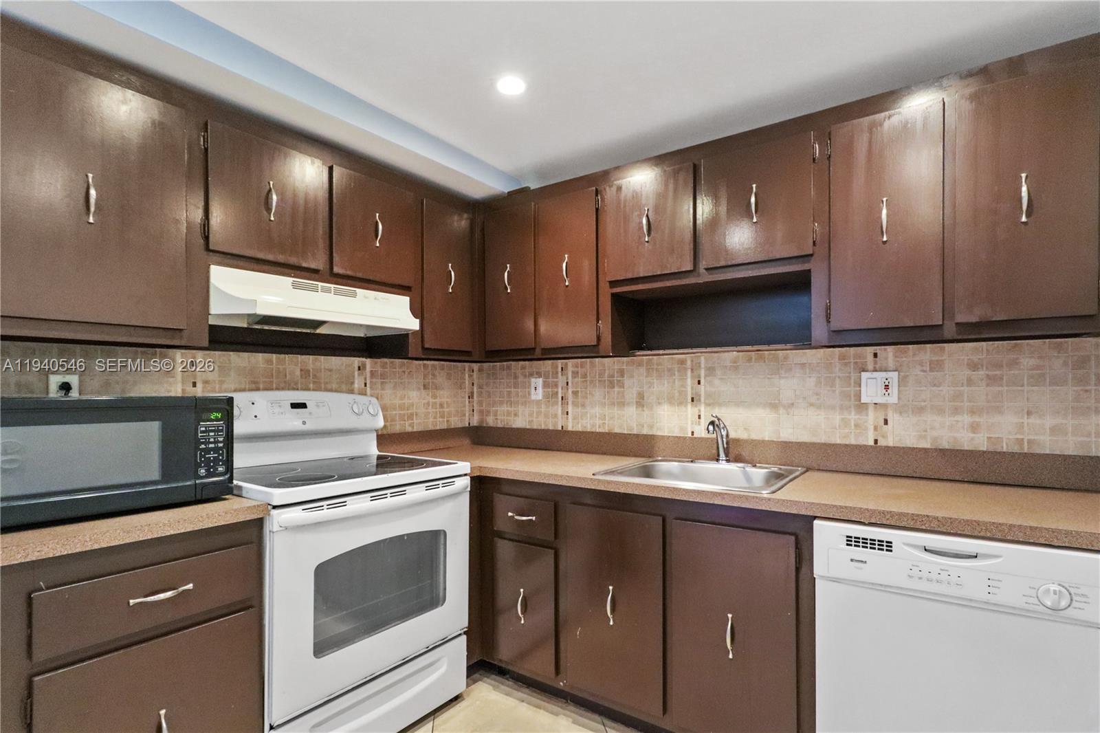 Photo of 600 Three Islands Blvd #519, Hallandale Beach, Florida, 33009 -