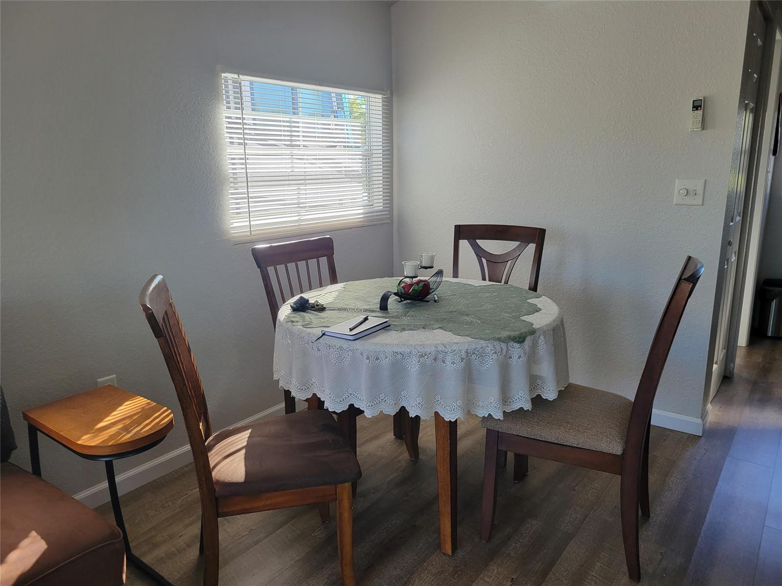   / 0  sq. ft. $ 2026-05-13 0 foto