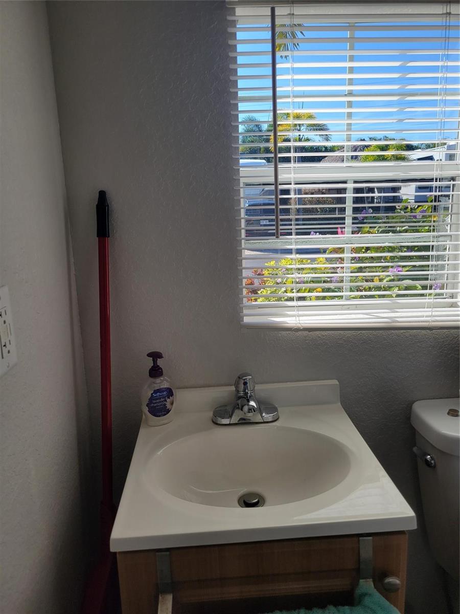   / 0  sq. ft. $ 2026-05-13 0 foto