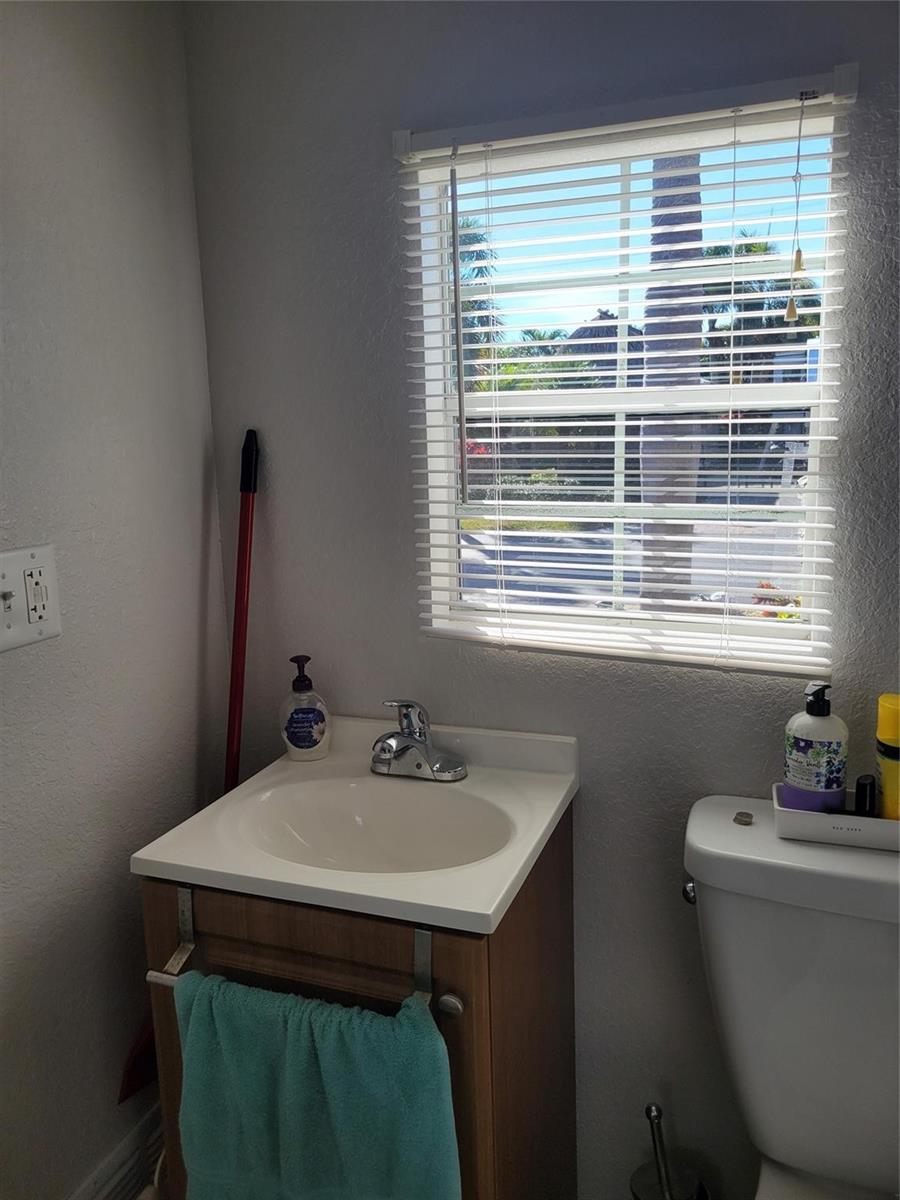   / 0  sq. ft. $ 2026-05-13 0 foto