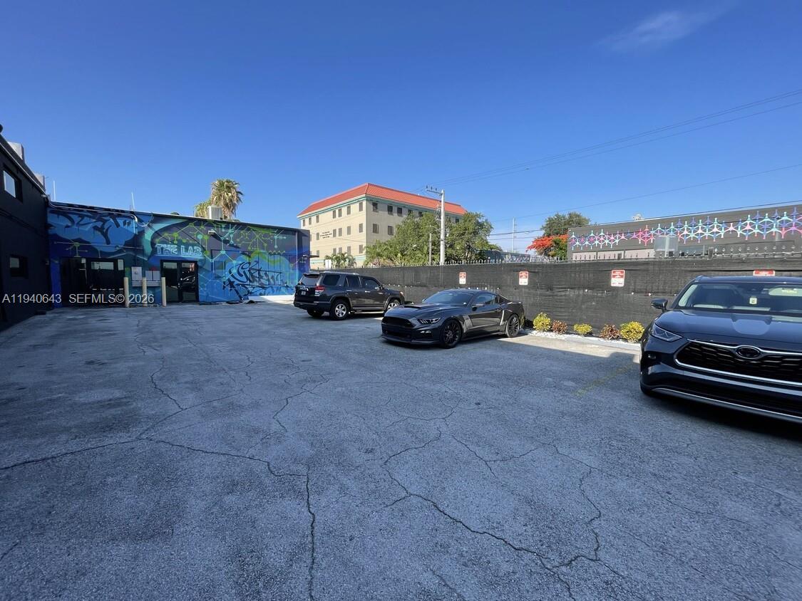 See details / sq. ft. $ 2026-01-07 0 Photo