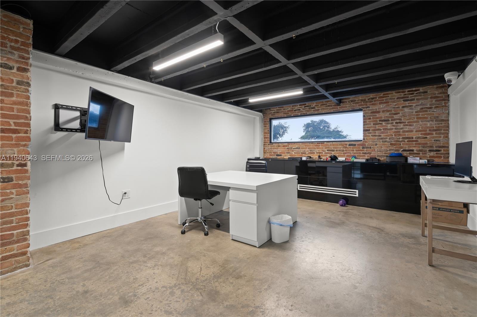   /   sq. ft. $ 2026-01-07 0 Photo