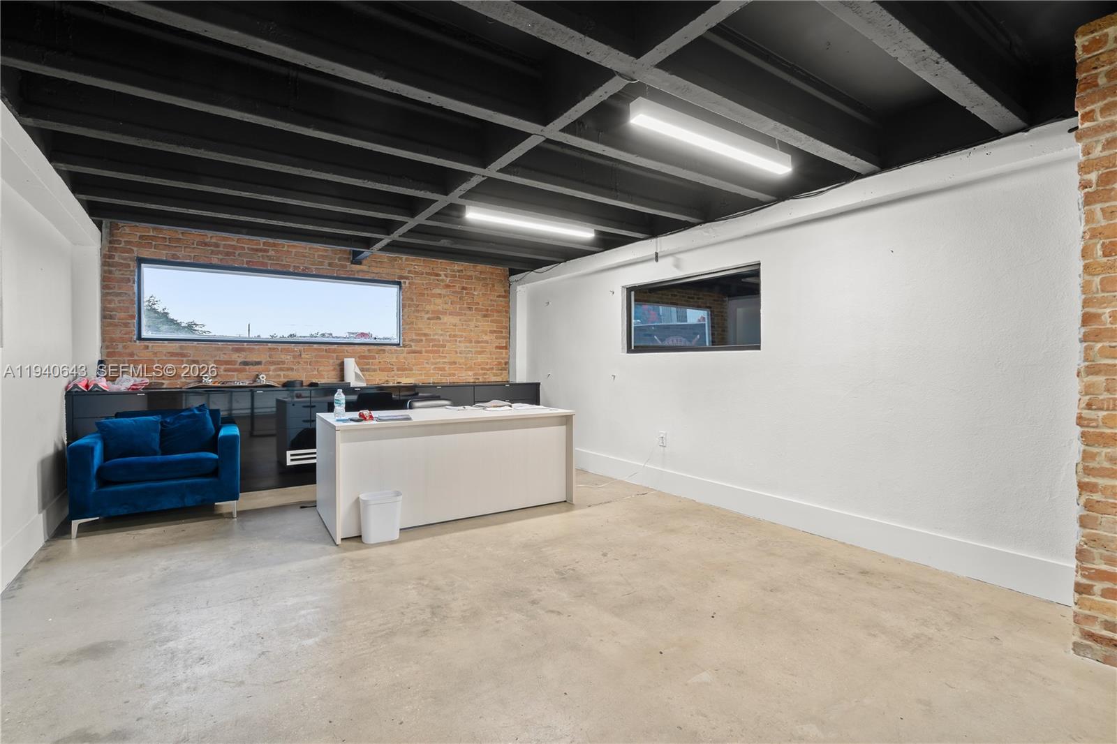   /   sq. ft. $ 2026-01-07 0 Photo