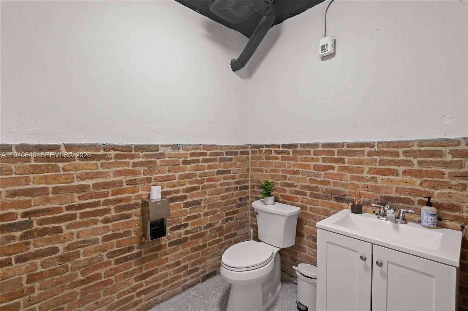   /   sq. ft. $ 2026-01-07 0 Photo