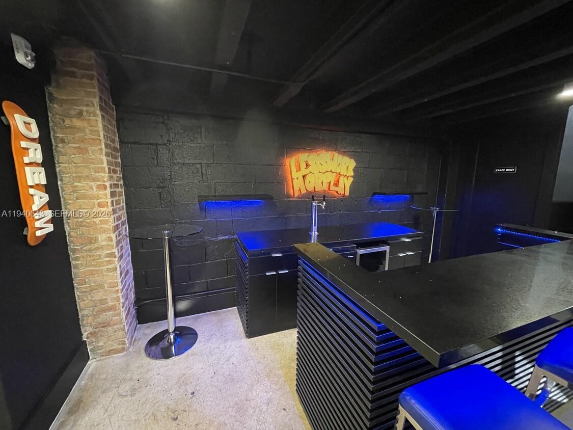 See details / sq. ft. $ 2026-01-07 0 Photo