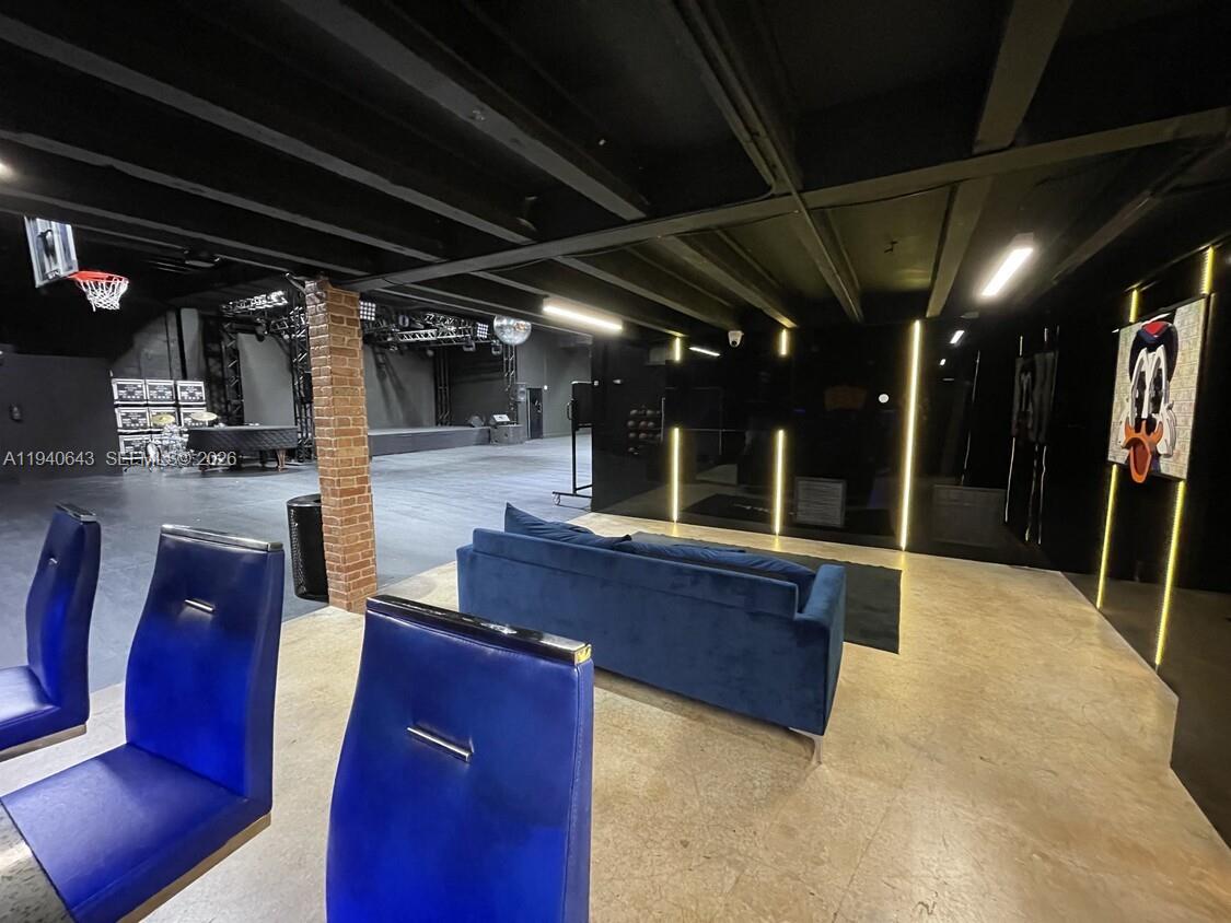 See details / sq. ft. $ 2026-01-07 0 Photo