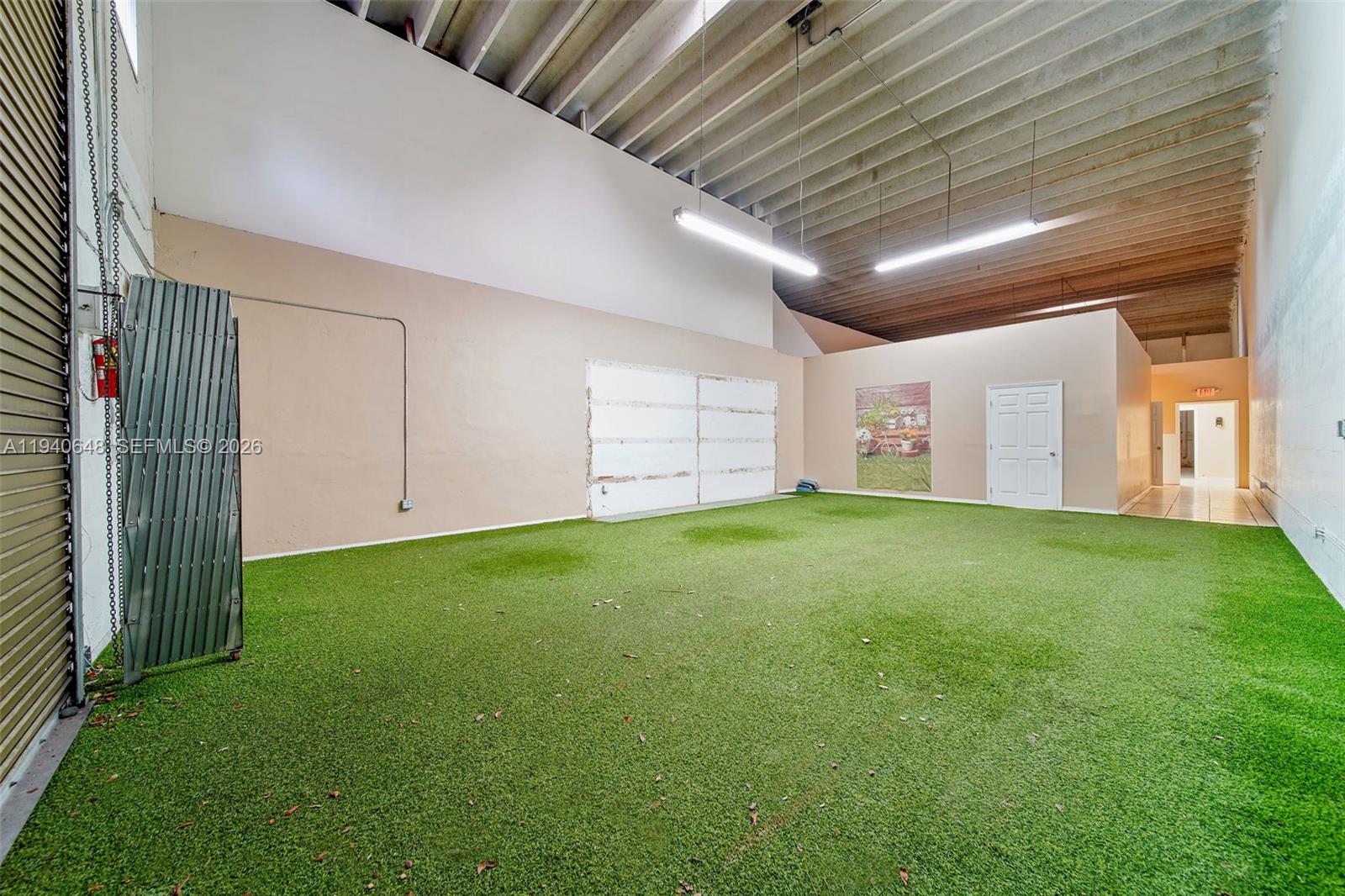   /   sq. ft. $ 2026-01-07 0 Photo