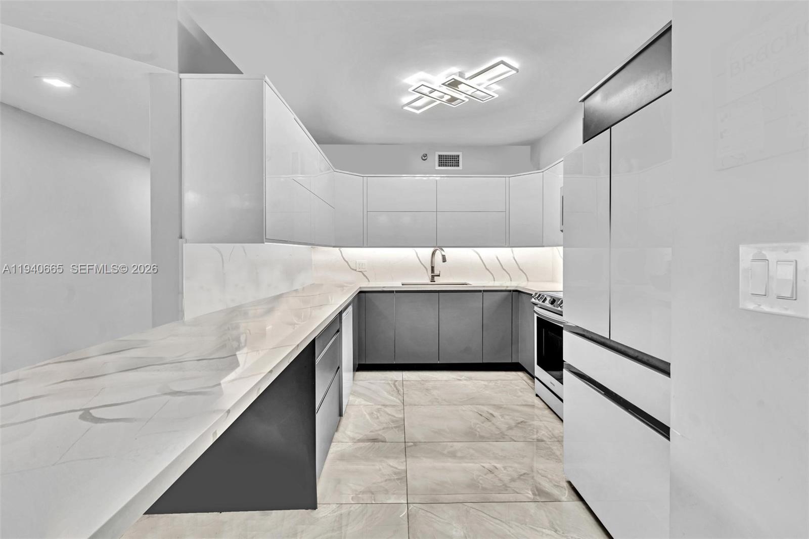 Photo of 3530 Mystic Pointe Dr #411, Aventura, Florida, 33180 -