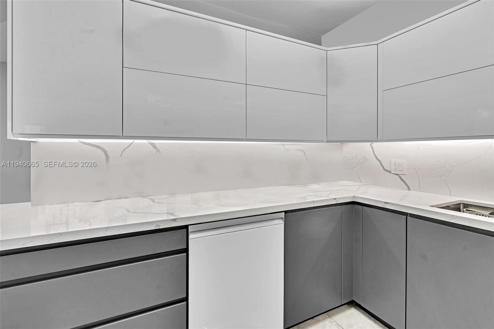 Photo of 3530 Mystic Pointe Dr #411, Aventura, Florida, 33180 -