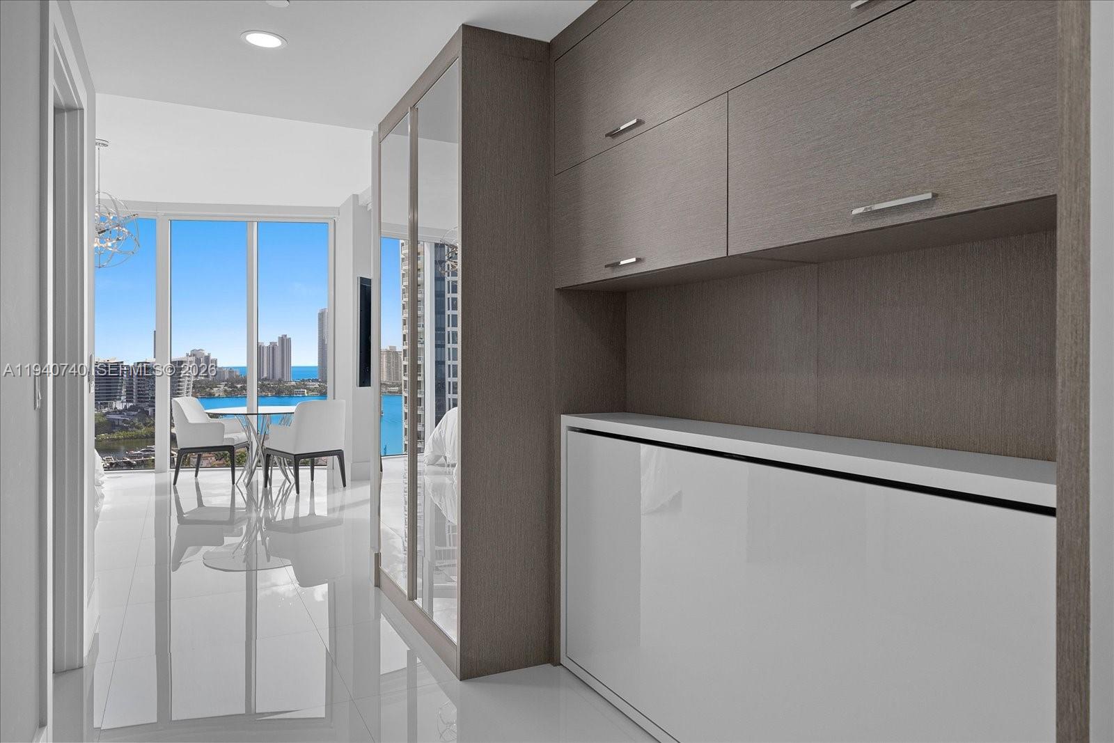 See details 1702 3 / 4 2608 sq. ft. $ 2026-01-07 0 Photo