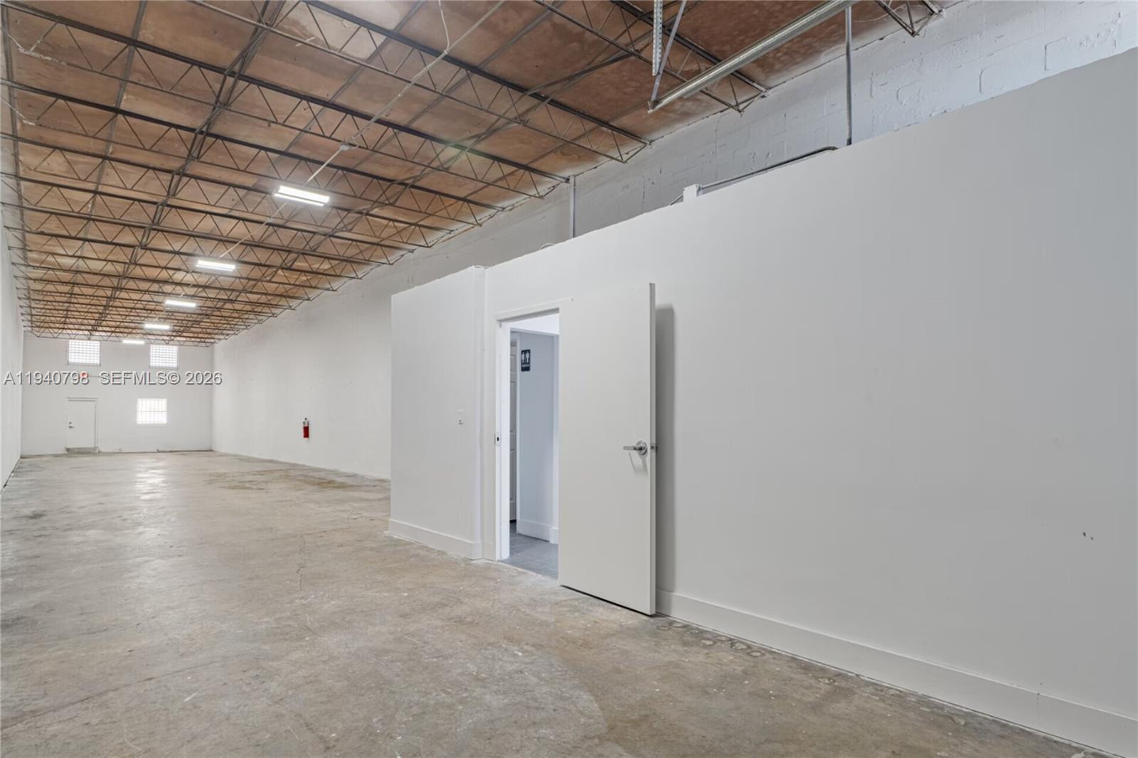   /   sq. ft. $ 2026-01-07 0 Photo