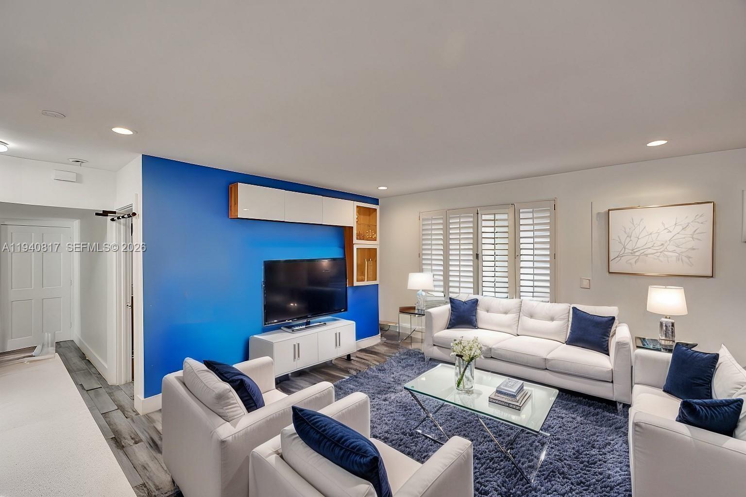 Подробнее / 1664 кв.футов $ 2026-01-07 0 Фото