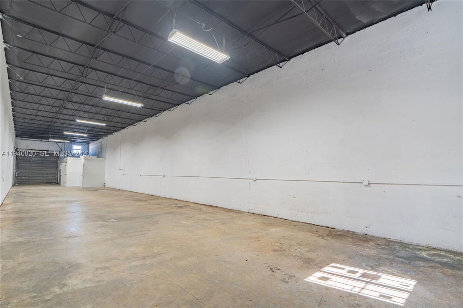   /   sq. ft. $ 2026-01-07 0 foto