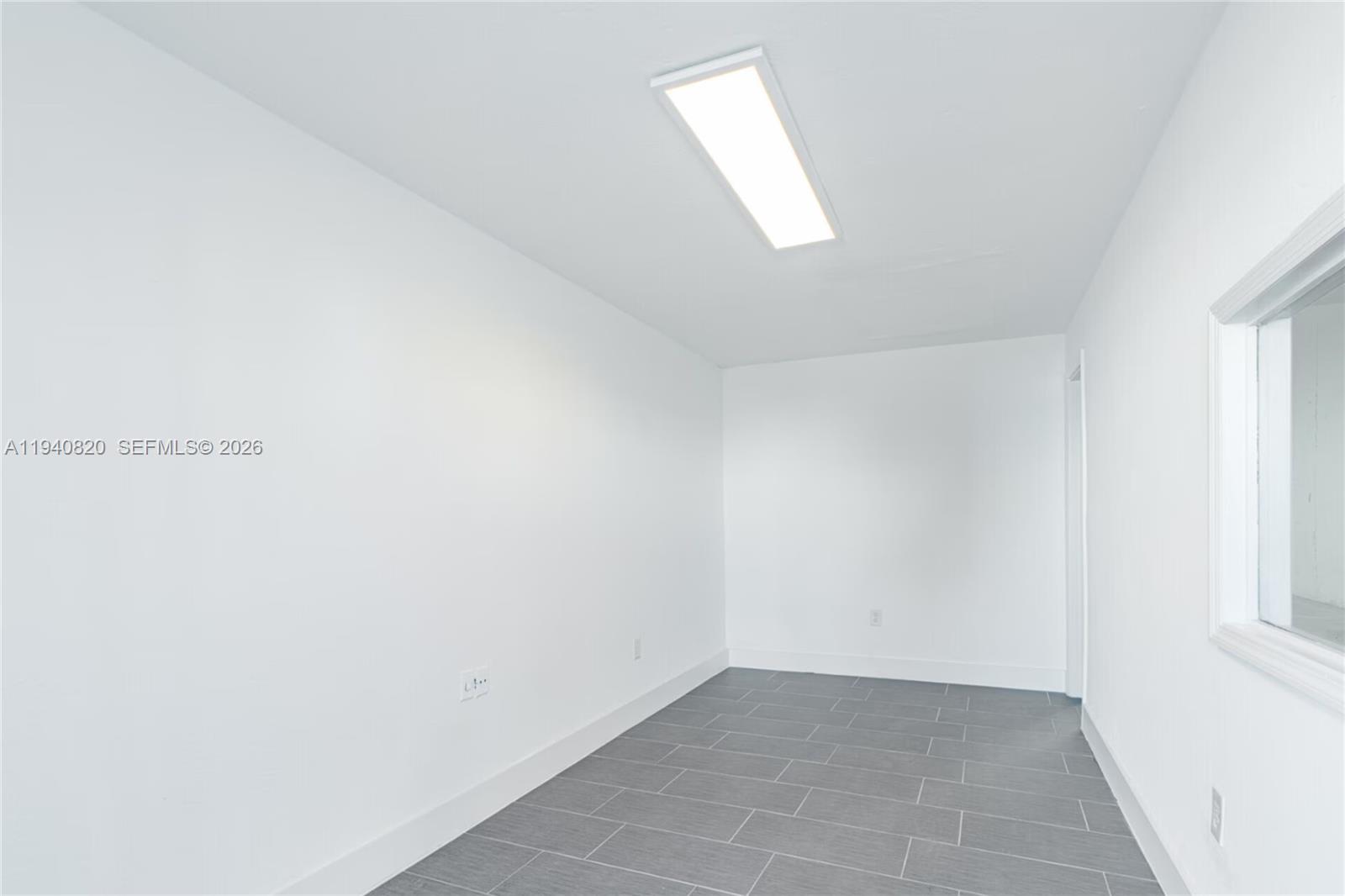   /   sq. ft. $ 2026-01-07 0 foto