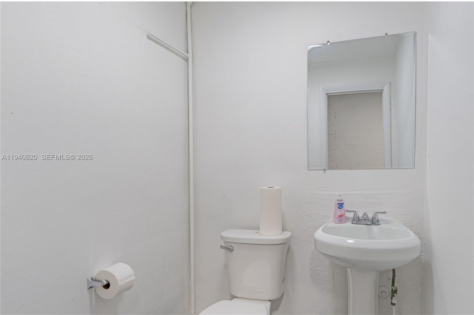   /   sq. ft. $ 2026-01-07 0 foto