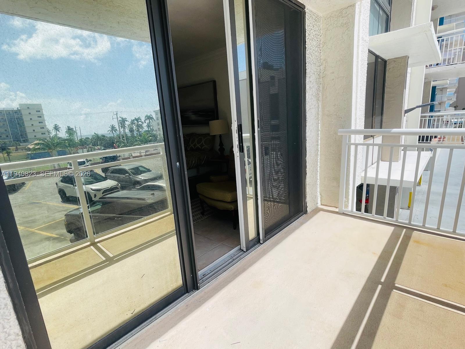 Photo of 1600 Ocean Dr  #3H, Hollywood, Florida, 33019 - 