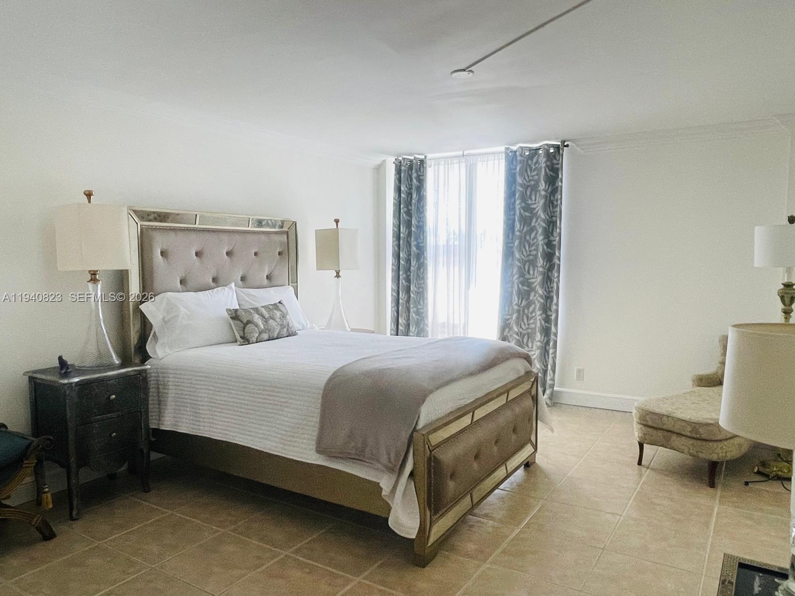 Photo of 1600 Ocean Dr  #3H, Hollywood, Florida, 33019 - 