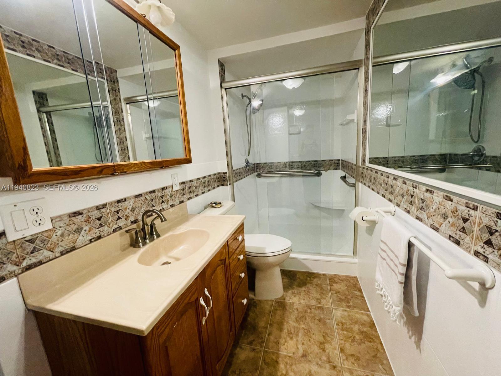 Photo of 1600 Ocean Dr  #3H, Hollywood, Florida, 33019 - 