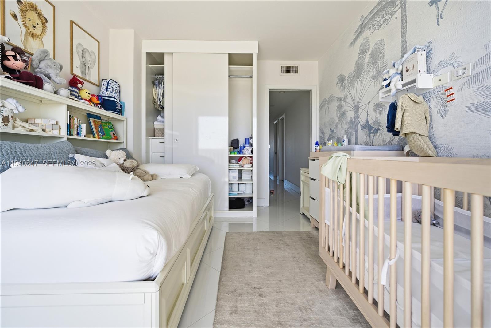 2806 3 / 3 1520 sq. ft. $ 2026-01-07 0 Photo