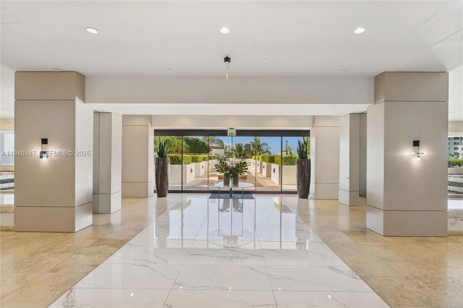 2806 3 / 3 1520 sq. ft. $ 2026-01-07 0 Photo