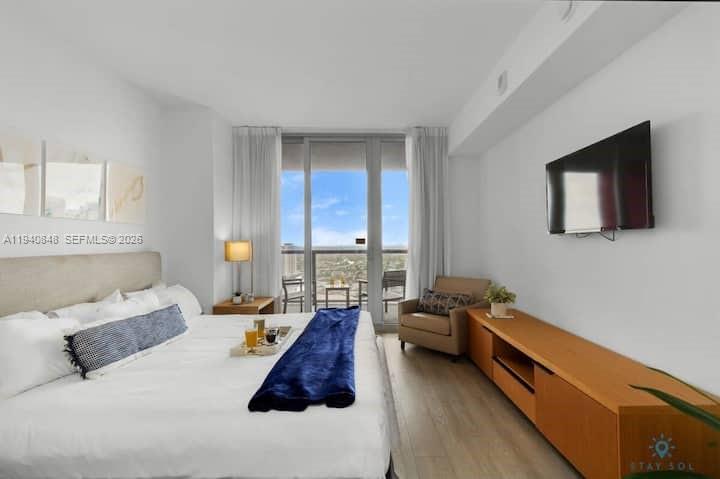 Photo of 2602 Hallandale Beach Blvd  #R2006, Hallandale Beach, Florida, 33009 - 