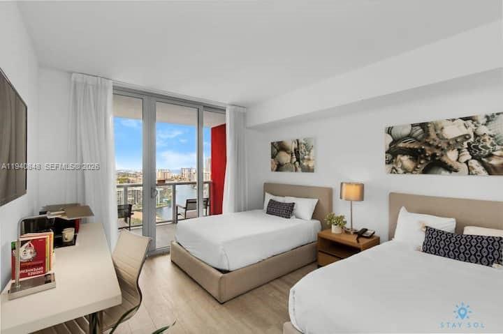 Photo of 2602 Hallandale Beach Blvd  #R2006, Hallandale Beach, Florida, 33009 - 