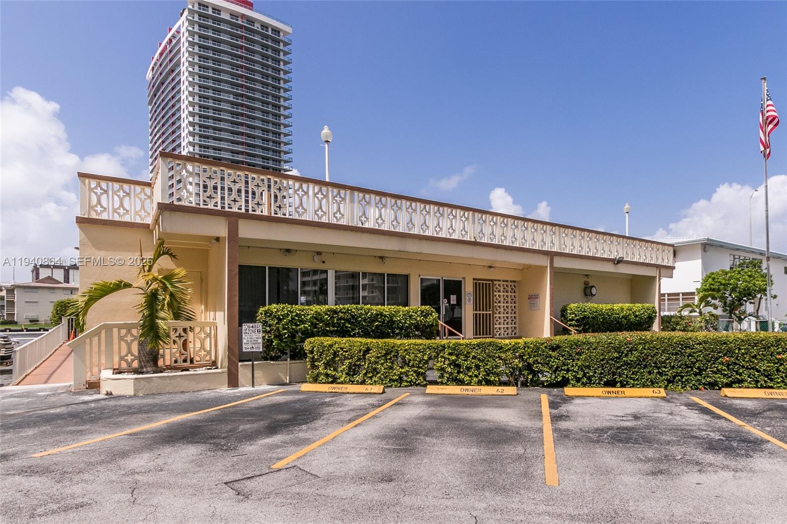 Photo of 1825 Ocean Dr  #609, Hallandale Beach, Florida, 33009 - 