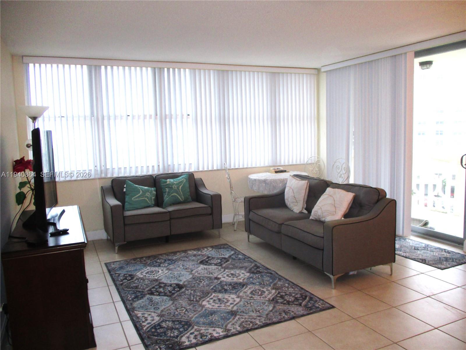 Photo of 1825 Ocean Dr  #609, Hallandale Beach, Florida, 33009 - 