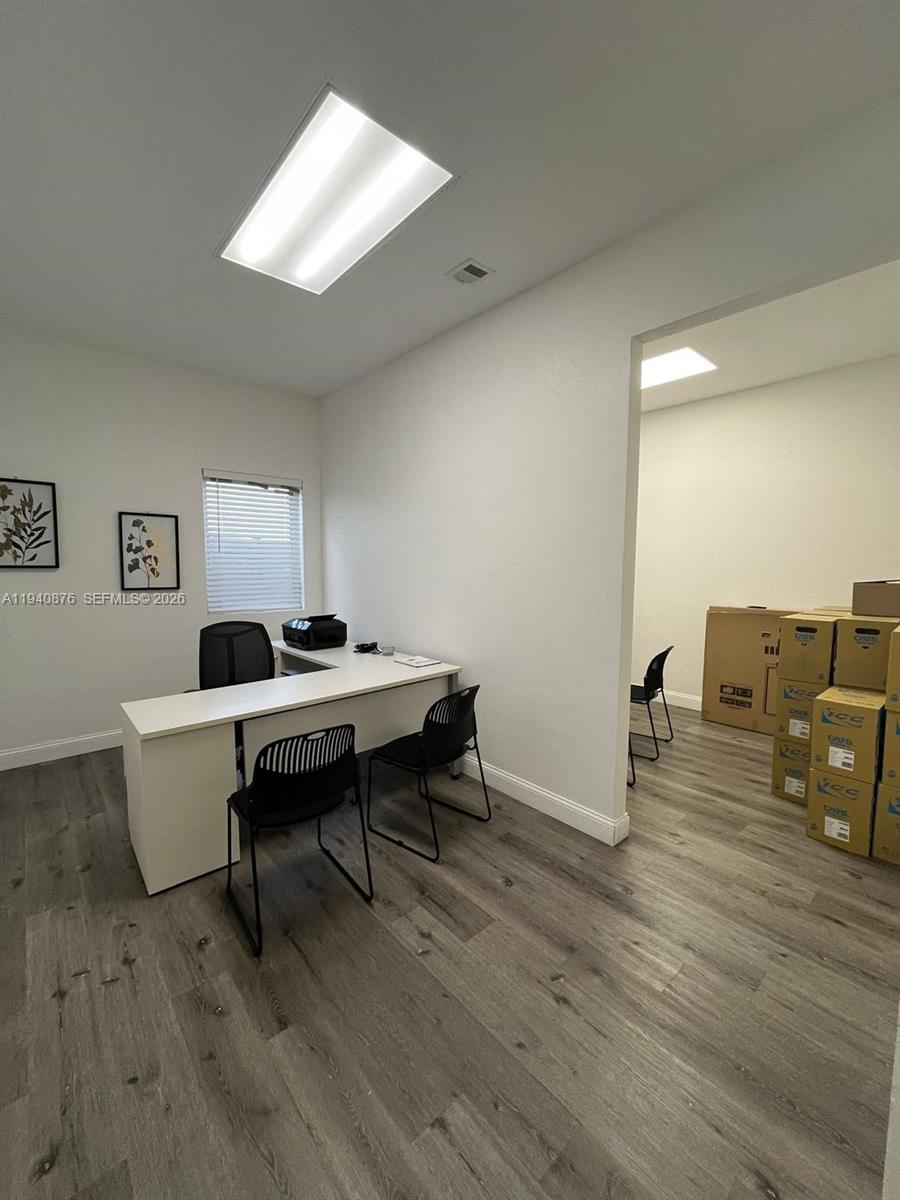 B  /   sq. ft. $ 2026-01-07 0 Photo