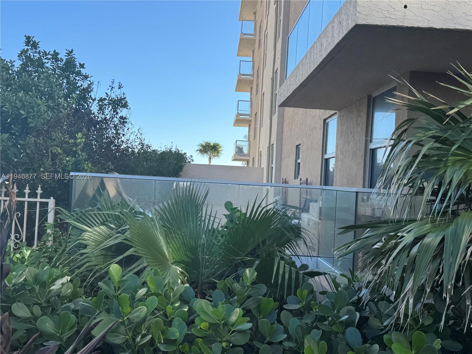 Photo of 1912 Ocean Dr  #2C, Hallandale Beach, Florida, 33009 - 