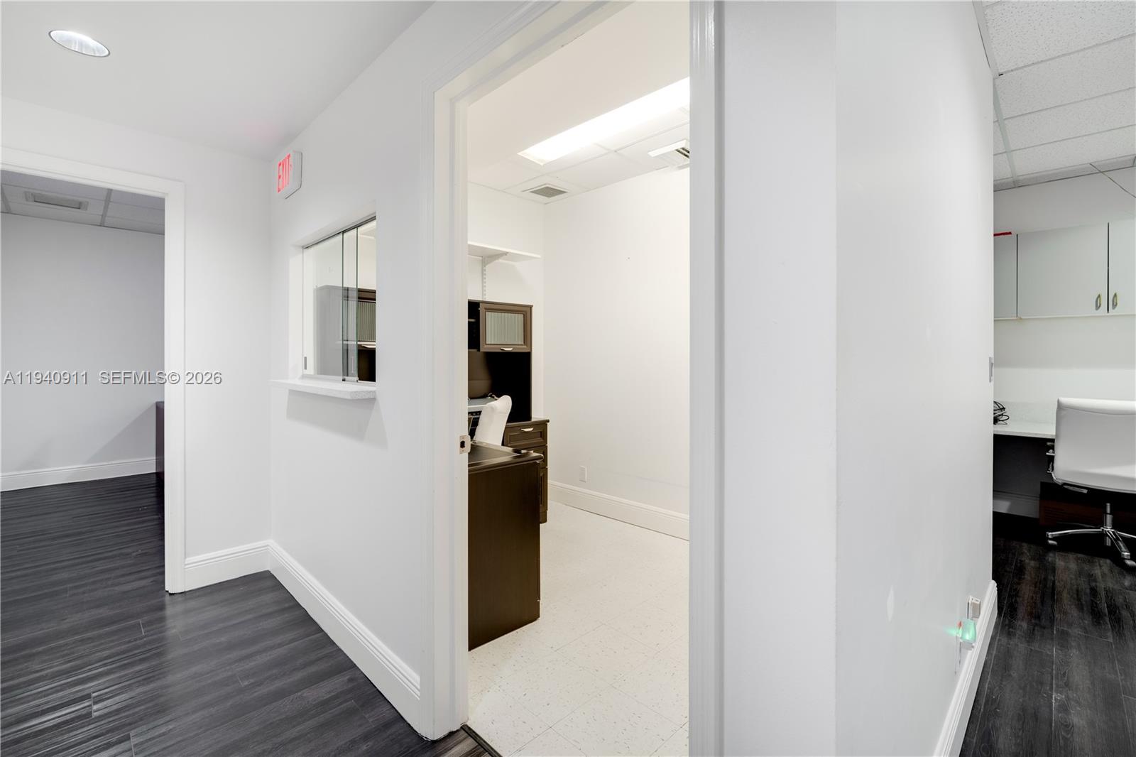 221  /   sq. ft. $ 2026-01-07 0 Photo