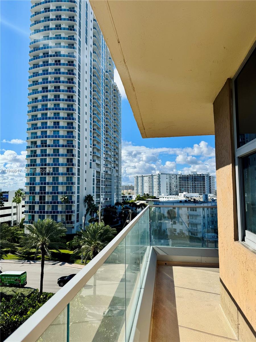 Photo of 1920 Ocean Dr  #6A, Hallandale Beach, Florida, 33009 - 
