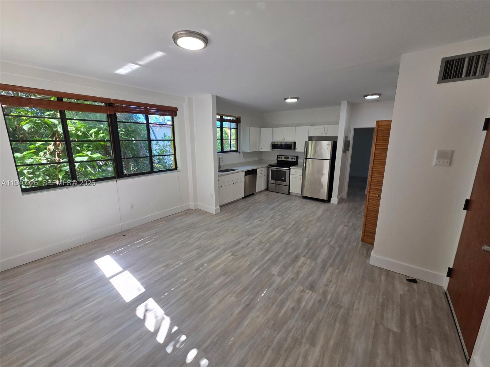   /  5939 sq. ft. $ 2026-01-07 0 foto