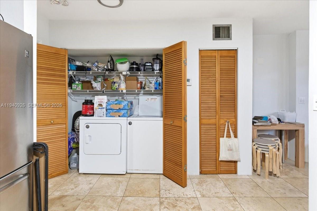   /  5939 sq. ft. $ 2026-01-07 0 foto