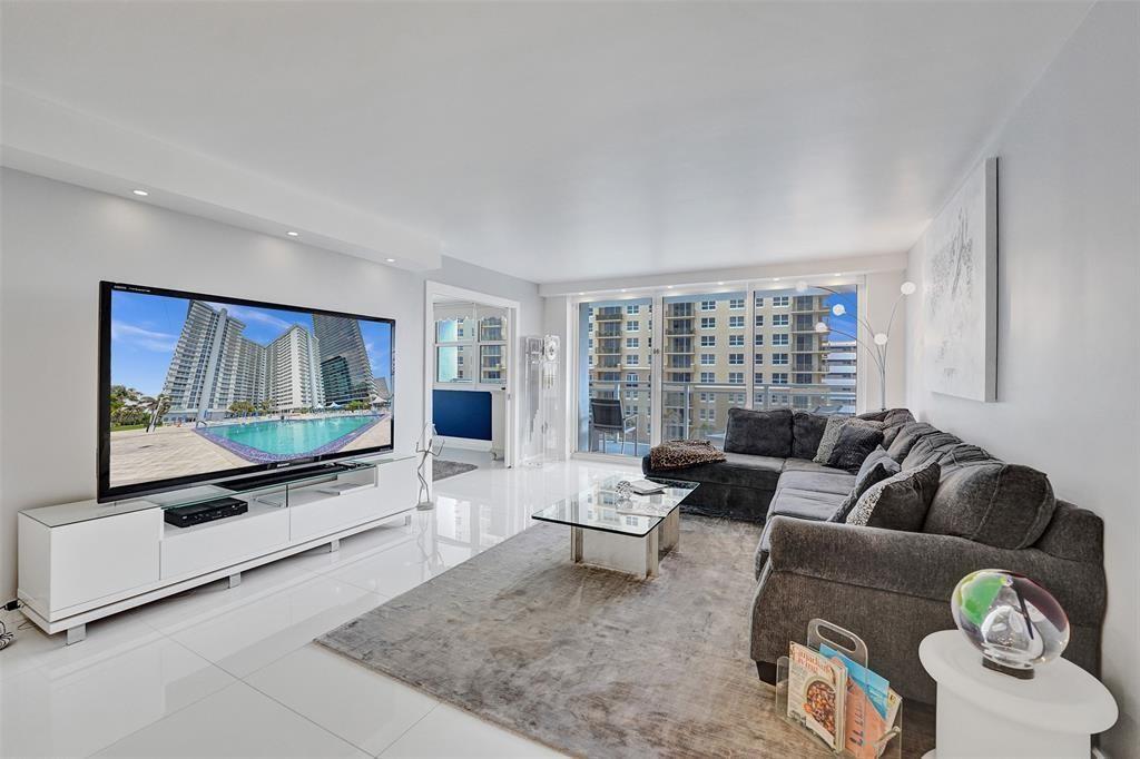 Photo of 2030 Ocean #510, Hallandale Beach, Florida, 33009 - Photo 17
