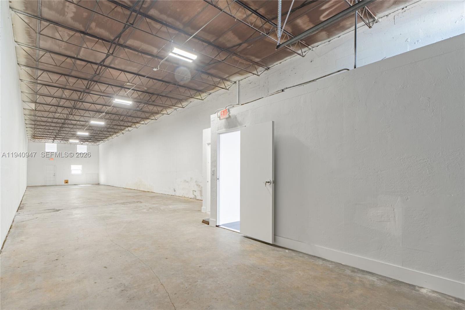   /   sq. ft. $ 2026-01-07 0 Photo