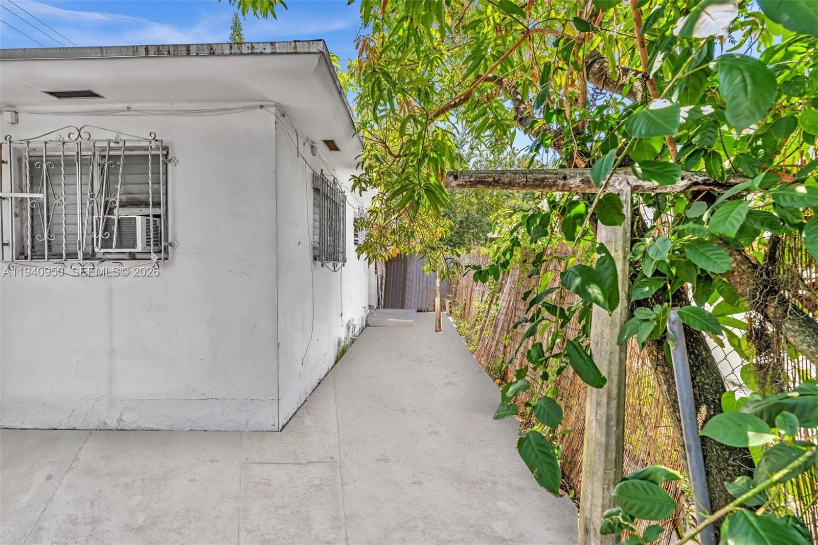   /  1540 кв.футов $ 2026-01-07 0 Фото