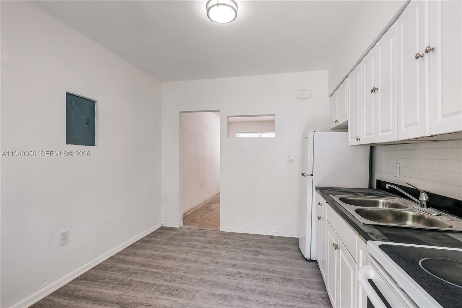   /  1540 кв.футов $ 2026-01-07 0 Фото