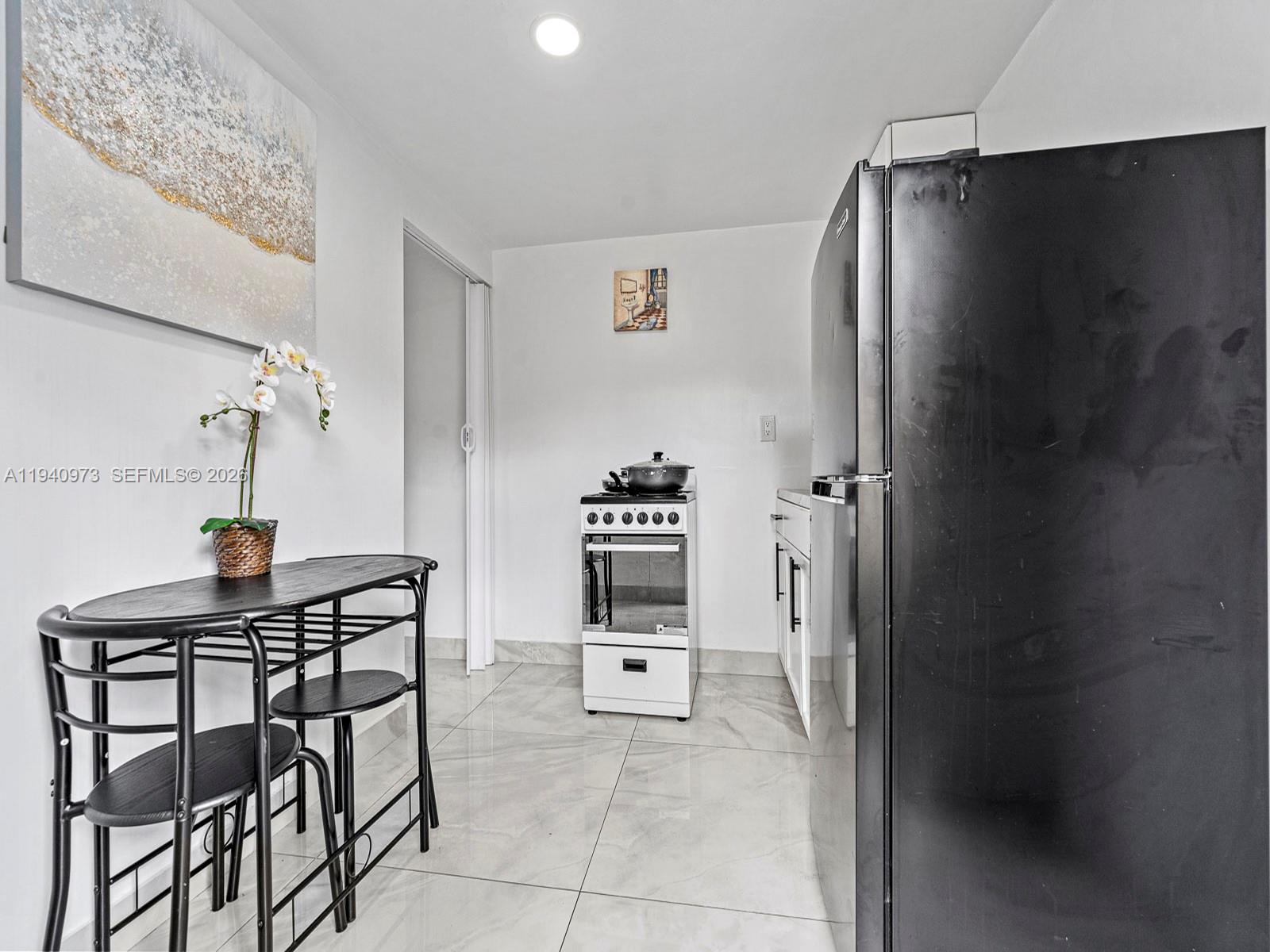 Подробнее / 1160 кв.футов $ 2026-01-07 0 Фото