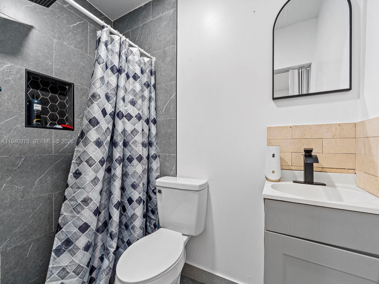 Подробнее / 1160 кв.футов $ 2026-01-07 0 Фото