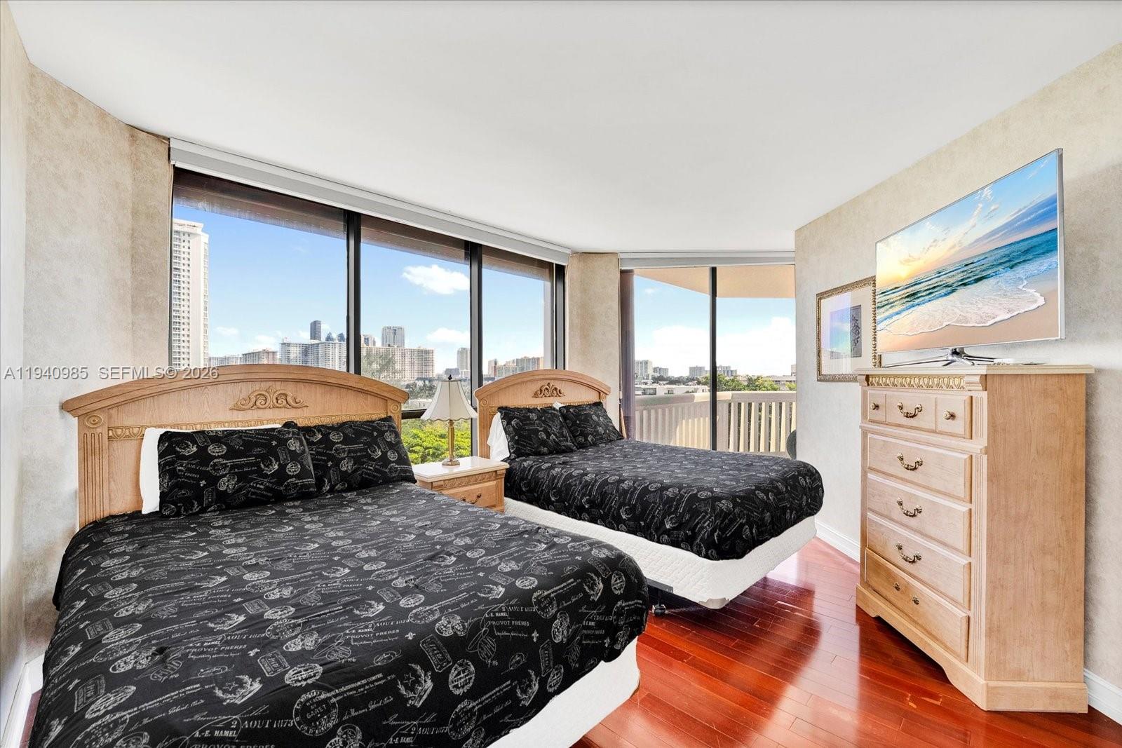 602 3 / 3 1890 кв.футов $ 2026-01-07 0 Фото