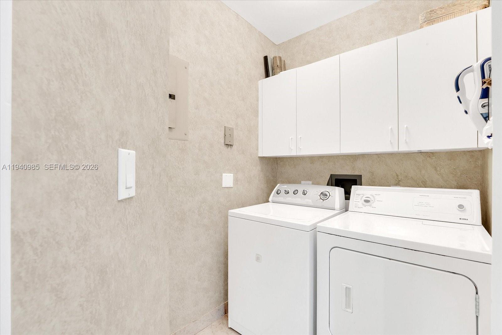 602 3 / 3 1890 кв.футов $ 2026-01-07 0 Фото