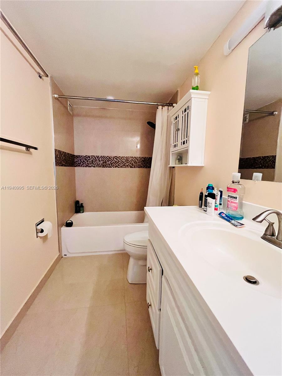 Photo of 2500 Parkview Dr  #1803, Hallandale Beach, Florida, 33009 - 