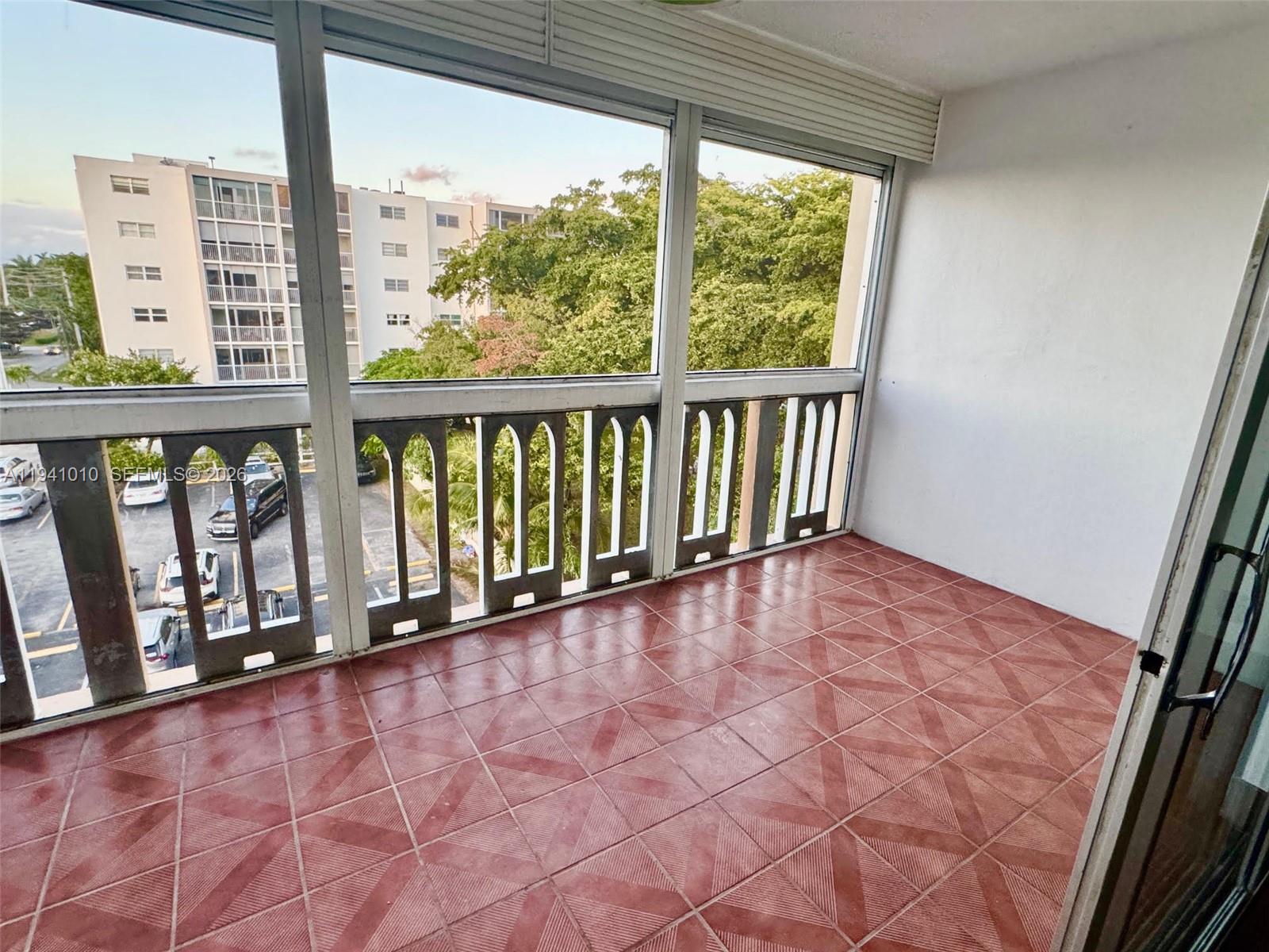 Photo of 900 12th Ave  #501, Hallandale Beach, Florida, 33009 - 