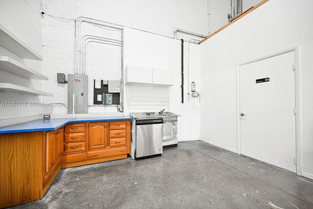 309  /   sq. ft. $ 2026-01-07 0 Photo