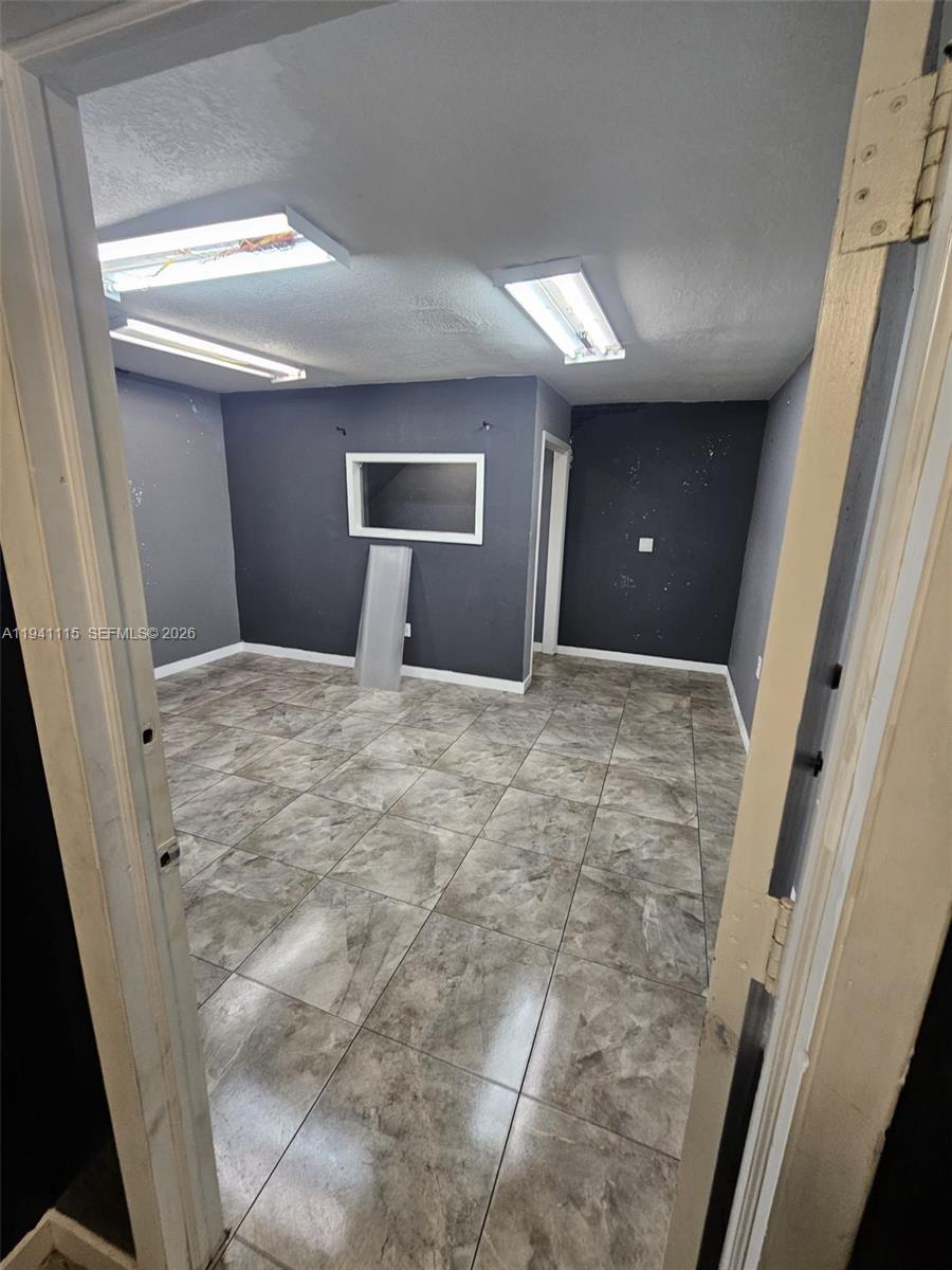 G18  /   sq. ft. $ 2026-01-07 0 Photo