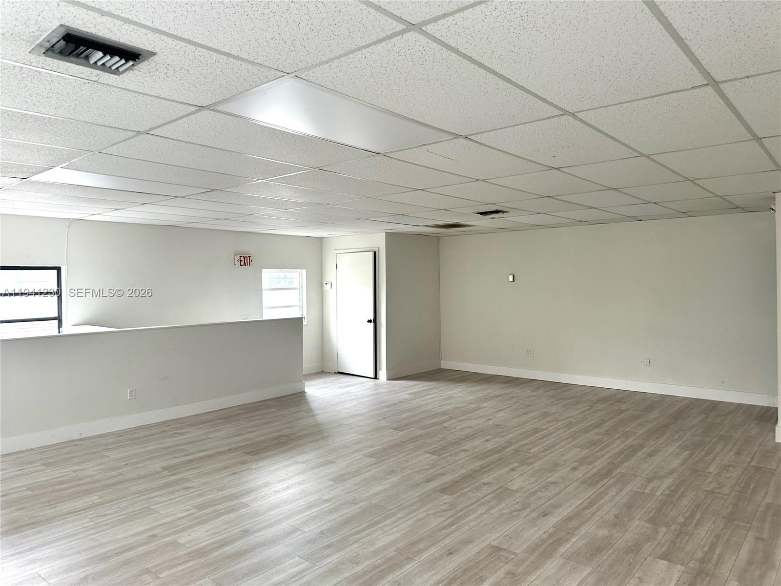 Подробнее 8 / кв.футов $ 2026-01-08 0 Фото